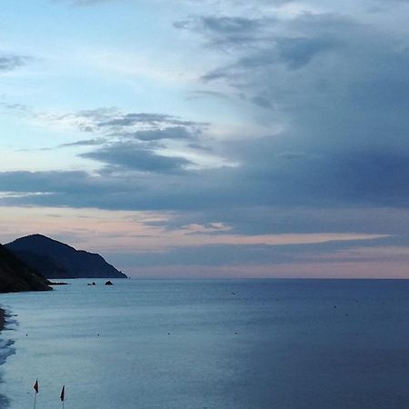 Tino Brezza Di Mare Apartment Deiva Marina Ngoại thất bức ảnh